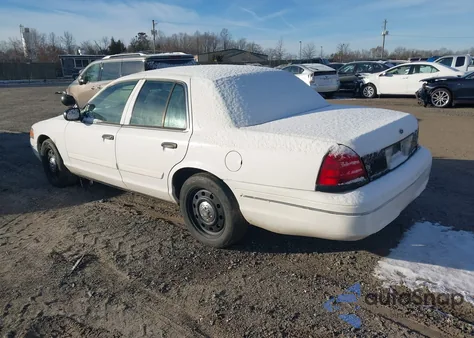 2011 Ford Crown Victoria Police Interceptor z USA, uszkodzony, nr VIN 2FABP7BV4BX159829